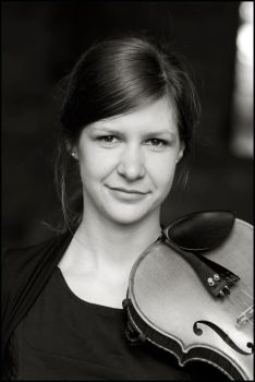 Geige - Violinlehrerin mit viel Erfahrung im In- und Ausland Unterricht für..., Julia H., Geige, Bremen - Alte Neustadt