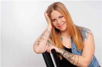 Gesangsunterricht Rock Pop von professioneller Sängerin in der Schanze, Tina Müller, Gesang, Hamburg