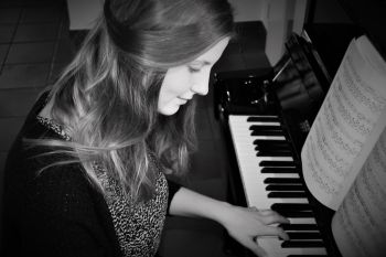 Klavier - Ich habe ca. 5 Jahre lang Erfahrung als private Klavierlehrerin,..., Christina K., Klavier, Dortmund - Eichlinghofen