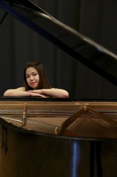 Klavier - hab viele Erfahrungen als Klavierlehrerin für Einzelunterricht, und..., Weiwei Hua, Klavier, Detmold