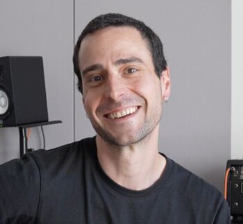 Sing freely and confidently with a metal/ acoustic singer! Custom classes tailored to your strengths, Peter Veto, Gesang, Berlin