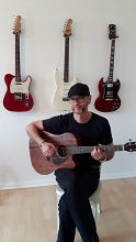 Lessons in German or English! Gitarrenunterricht bei studiertem...