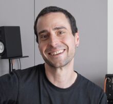 Play, write, and record guitar with metal/ acoustic guitarist! Custom classes tailored to your stren, Peter Veto, Gitarre, Berlin