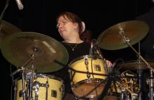 Schlagzeugunterricht - Die Oldenburger Schlagzeugerin und Percussionistin Melanie..., Melanie G., Schlagzeug, Oldenburg